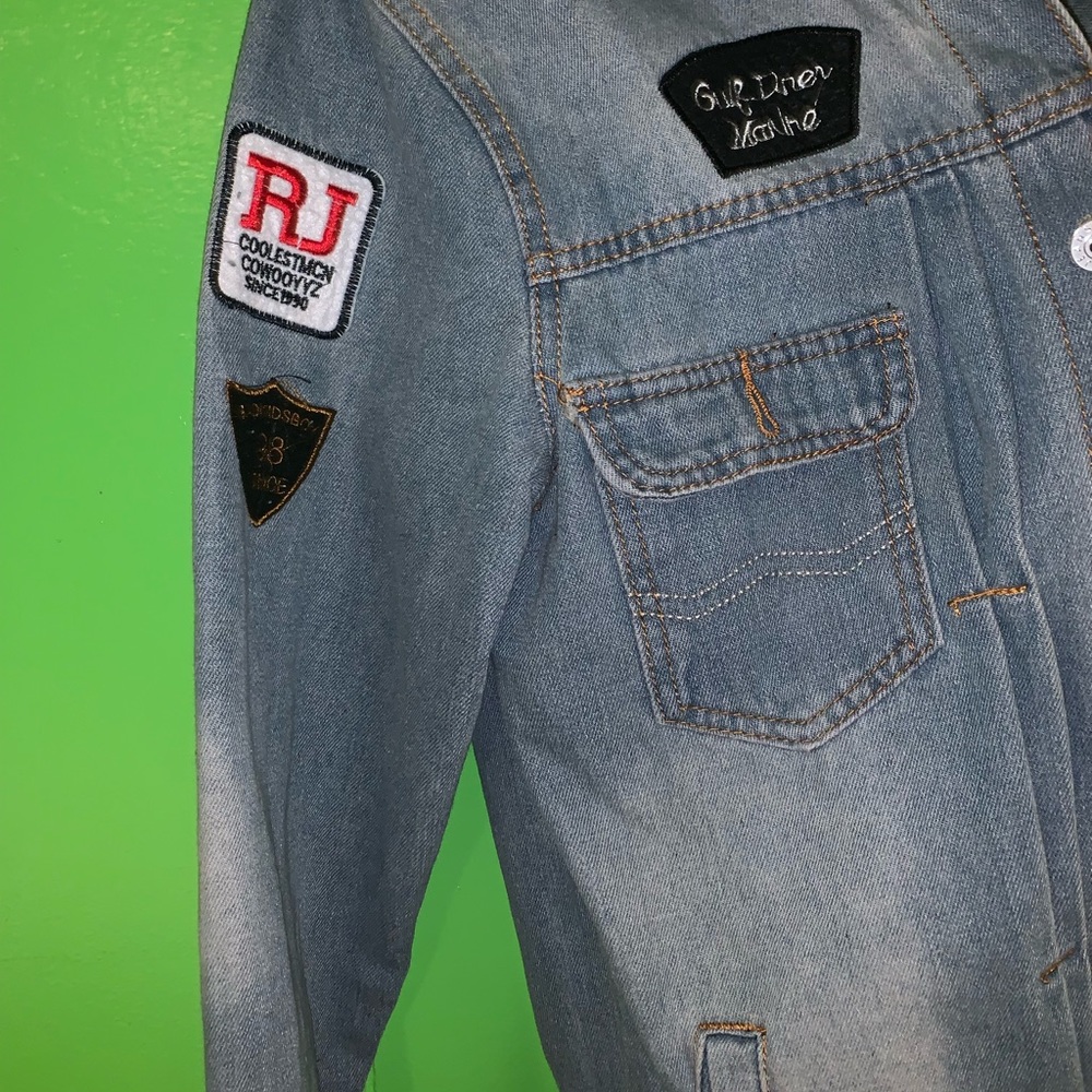 Denim jacket - Picture 2 of 3